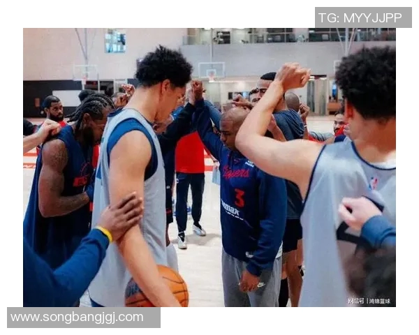 爵士队拥有一流内线，成为西部强队